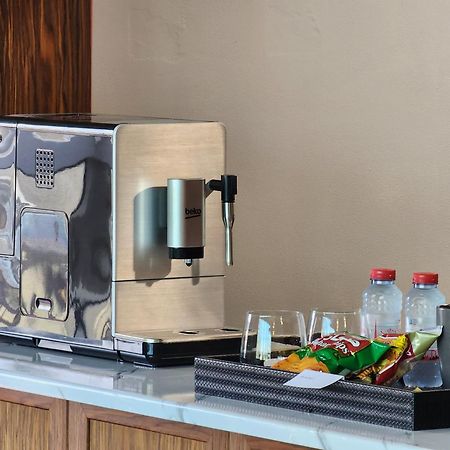 Downtown Oasis, Burj Khalifa Views, Luxury Amenities Apartment Dubai Ngoại thất bức ảnh