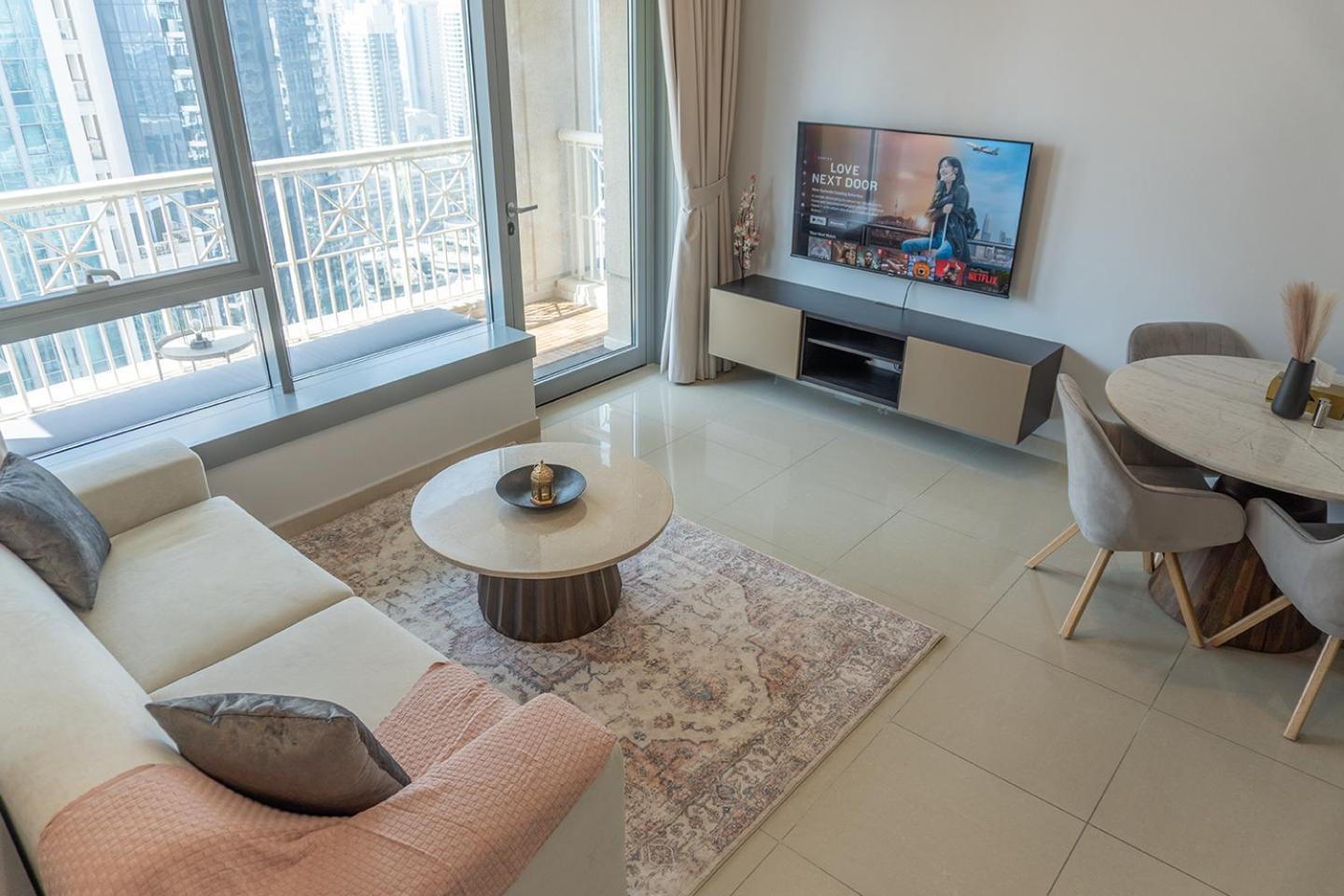 Downtown Oasis, Burj Khalifa Views, Luxury Amenities Apartment Dubai Ngoại thất bức ảnh